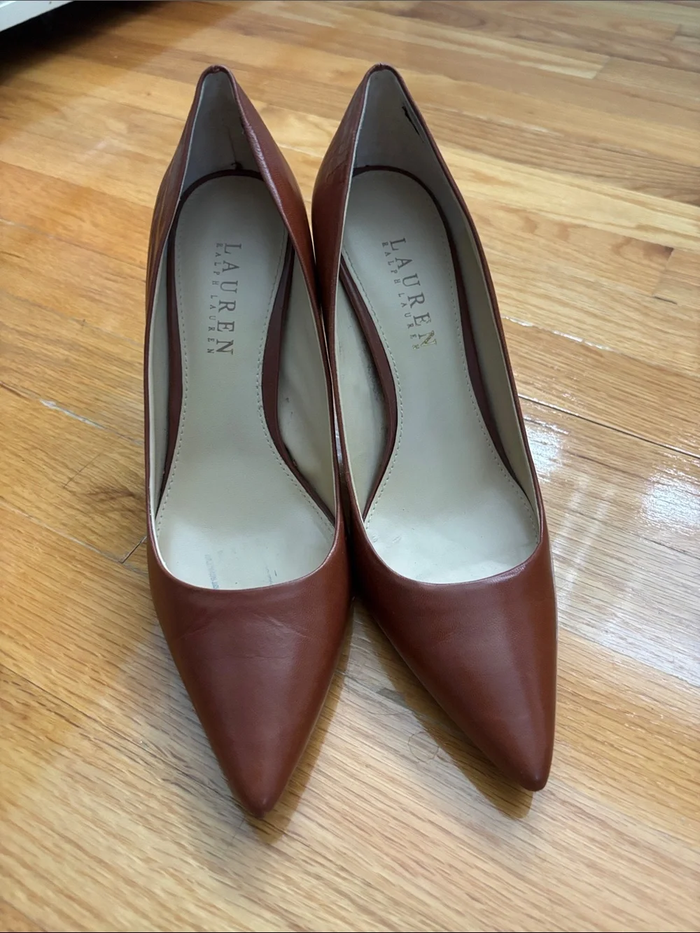 Lauren Ralph Lauren classic pointed